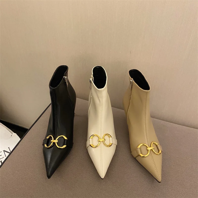 Fashion Pointed Toe Ankle Boots Chelsea Boots Martin Boots Side Zipper Thin High Heels Martin Boots Khaki Black Beige Size 35-39
Fashion Pointed Toe Ankle Boots Chelsea Boots Martin Boots Side Zipper Thin High Heels Martin Boots Khaki Black Beige Size 35-39