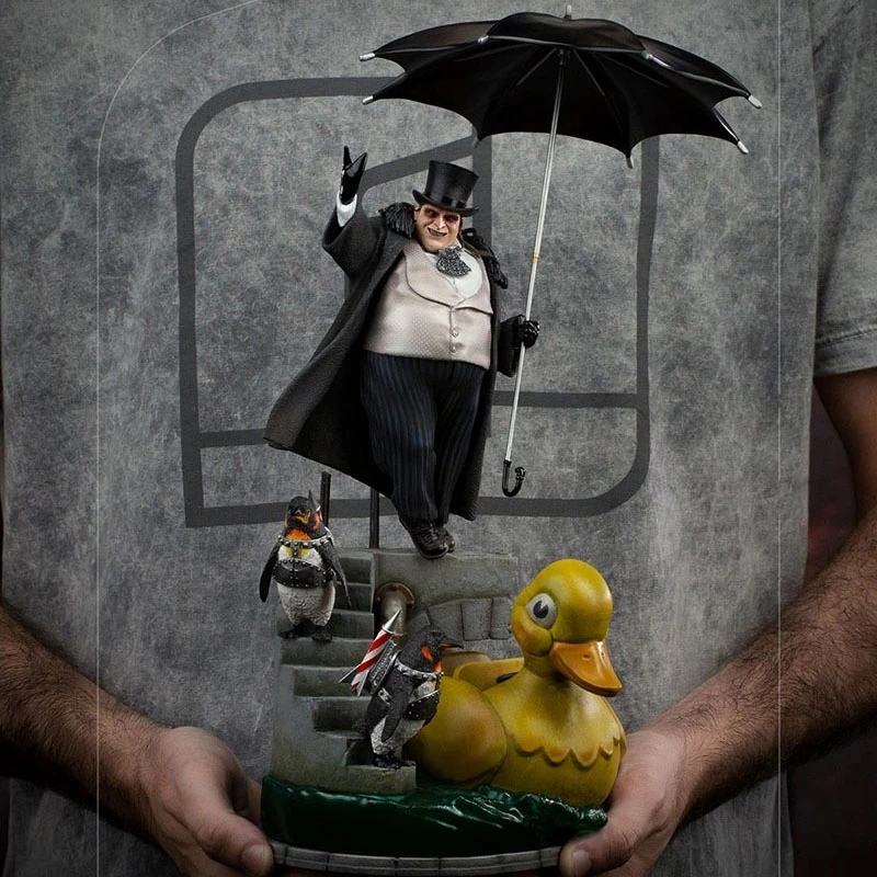 Iron Studios 1/10 Fat Penguin Oswald Cobblepot Statue Model with Platform for Fans Collection
Iron Studios 1/10 Fat Penguin Oswald Cobblepot Statue Model with Platform for Fans Collection