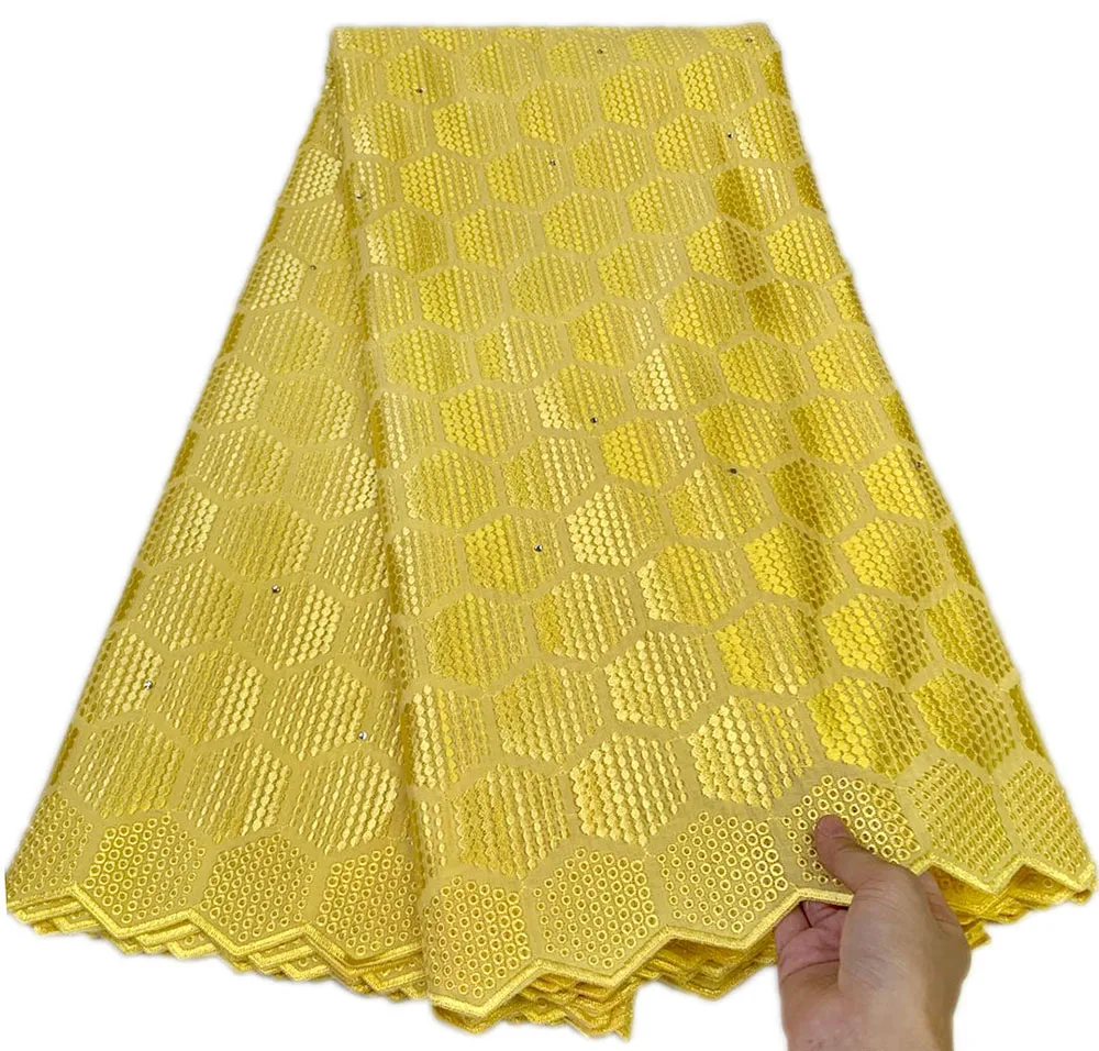5 yard Swiss lace fabric 2020 latest Dry lace embroidery Purple African 100% cotton fabrics Swiss voile lace popular Dubai style
5 yard Swiss lace fabric 2020 latest Dry lace embroidery Purple African 100% cotton fabrics Swiss voile lace popular Dubai style