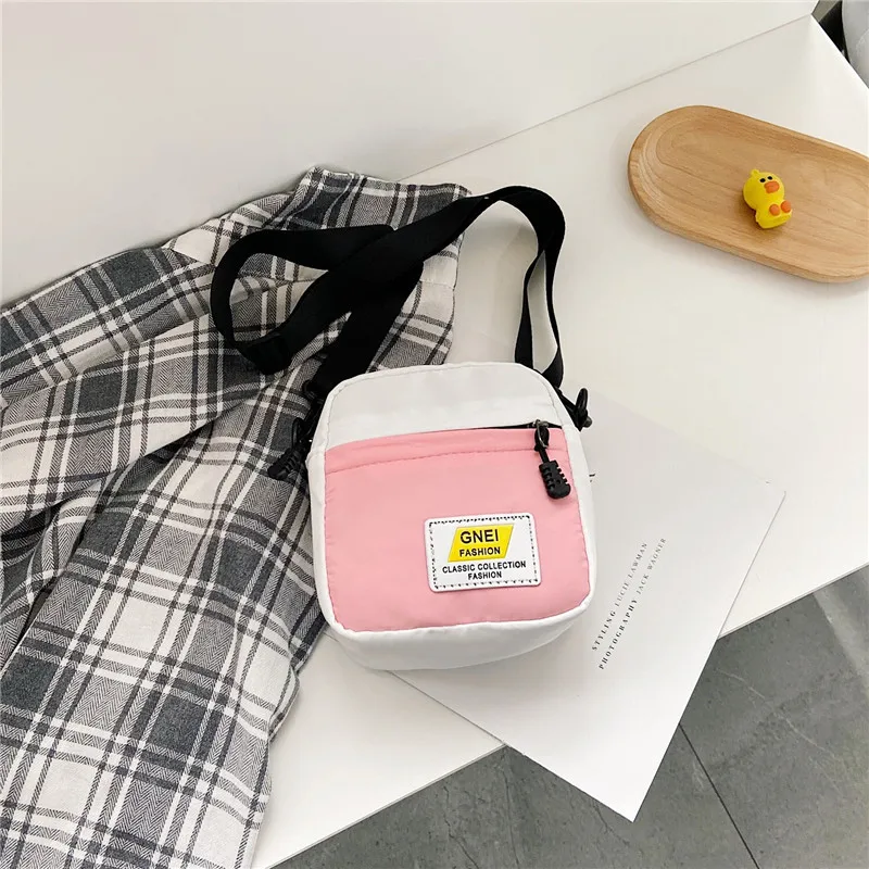 Designer Bag Nylon Bag Female New Shoulder Messenger Bag Joker Student Small Cloth Bag Purses And Handbags Luxury Designer
Designer Bag Nylon Bag Female New Shoulder Messenger Bag Joker Student Small Cloth Bag Purses And Handbags Luxury Designer
