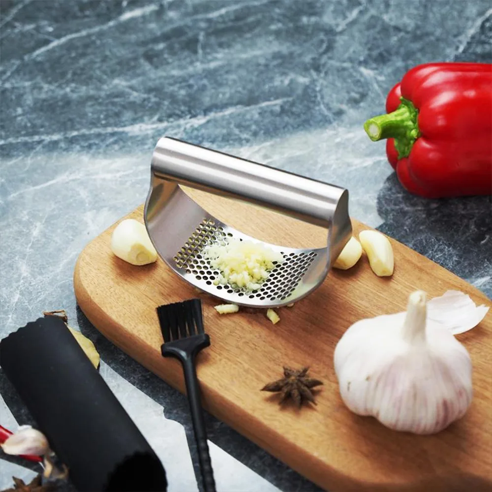 Multi-function Manual Garlic Press Curved Garlic Grinding Slicer Chopper Stainless Steel Garlic Presses Cooking Gadgets Tool
Multi-function Manual Garlic Press Curved Garlic Grinding Slicer Chopper Stainless Steel Garlic Presses Cooking Gadgets Tool
