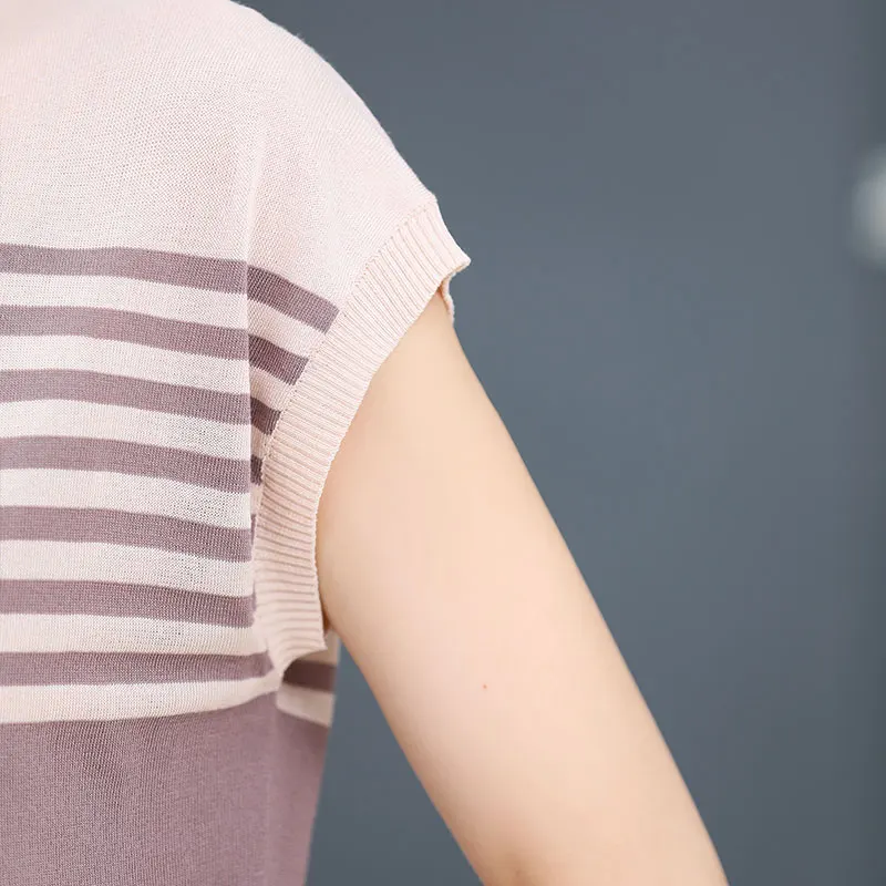 Striped short sleeve T-shirt women's summer wear 2021 new ice silk knitwear shoulder width thin short top round neck Pullover
Striped short sleeve T-shirt women's summer wear 2021 new ice silk knitwear shoulder width thin short top round neck Pullover