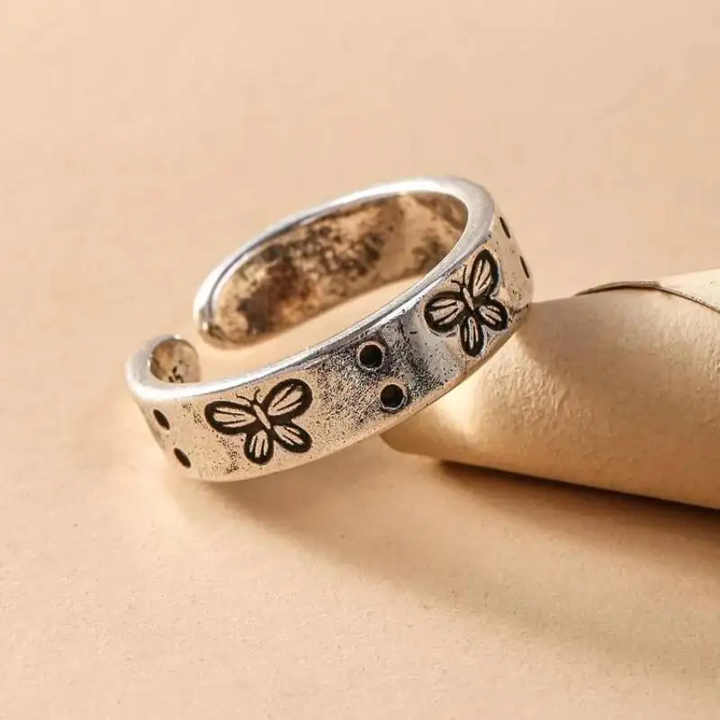 Vintage Elegant Women Metal Opening Ring Carved Butterfly Pattern Casual Party Silver Color Ring Jewelry
Vintage Elegant Women Metal Opening Ring Carved Butterfly Pattern Casual Party Silver Color Ring Jewelry