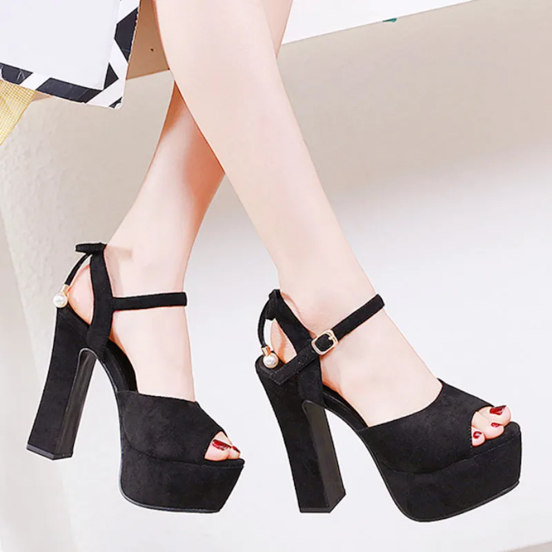 12cm super high heel platform high heel sandals female summer nightclub sexy waterproof platform 
12cm super high heel platform high heel sandals female summer nightclub sexy waterproof platform