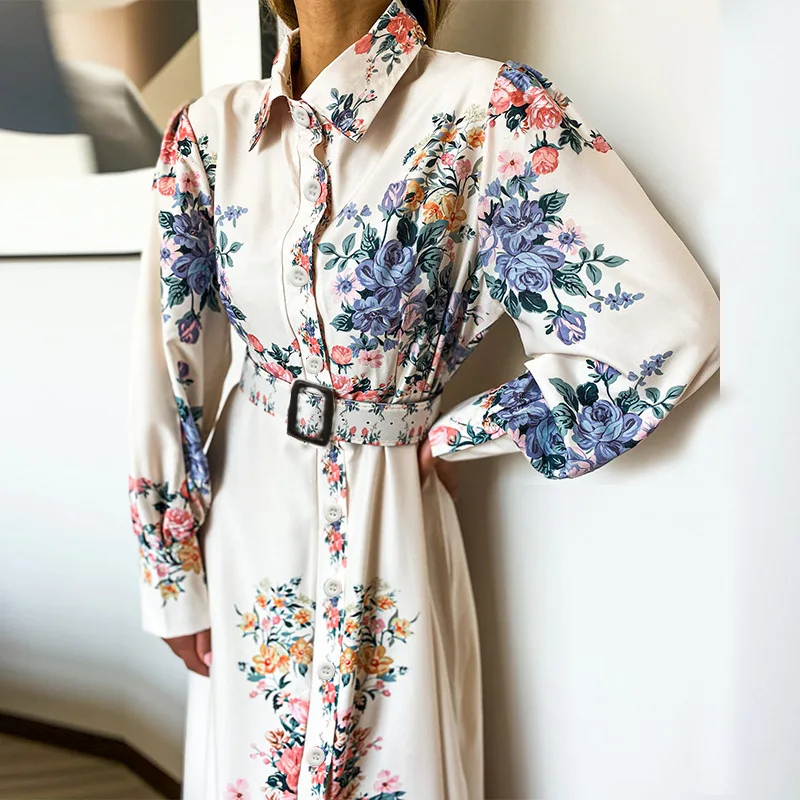 Autumn and winter new temperament is thinner printed long-sleeved mid-length Hepburn style dress
Autumn and winter new temperament is thinner printed long-sleeved mid-length Hepburn style dress