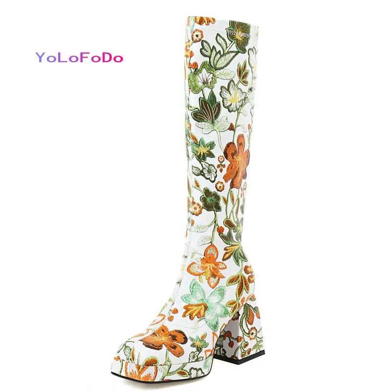 Plus Size 43 Women Knee High Boots Platform Thick High Heel Ladies Boots PU Leather Embroider Slip on Women's Boots White Green
Plus Size 43 Women Knee High Boots Platform Thick High Heel Ladies Boots PU Leather Embroider Slip on Women's Boots White Green