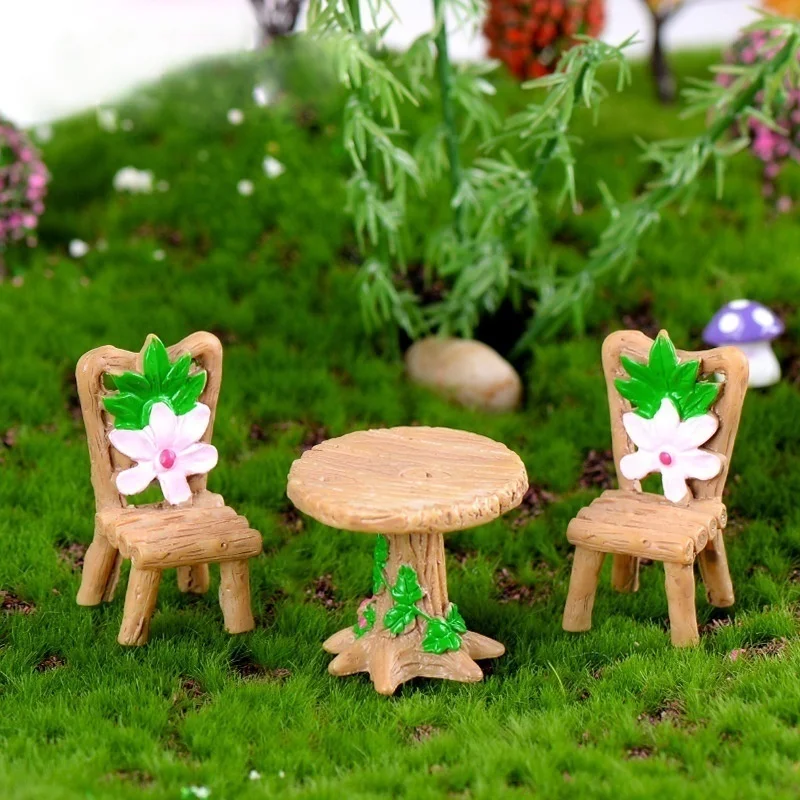 3Pcs/Set Floral Wooden Table Chairs Miniature Landscape Ornaments Fairy Garden Decorations Dollhouse Accessories
3Pcs/Set Floral Wooden Table Chairs Miniature Landscape Ornaments Fairy Garden Decorations Dollhouse Accessories