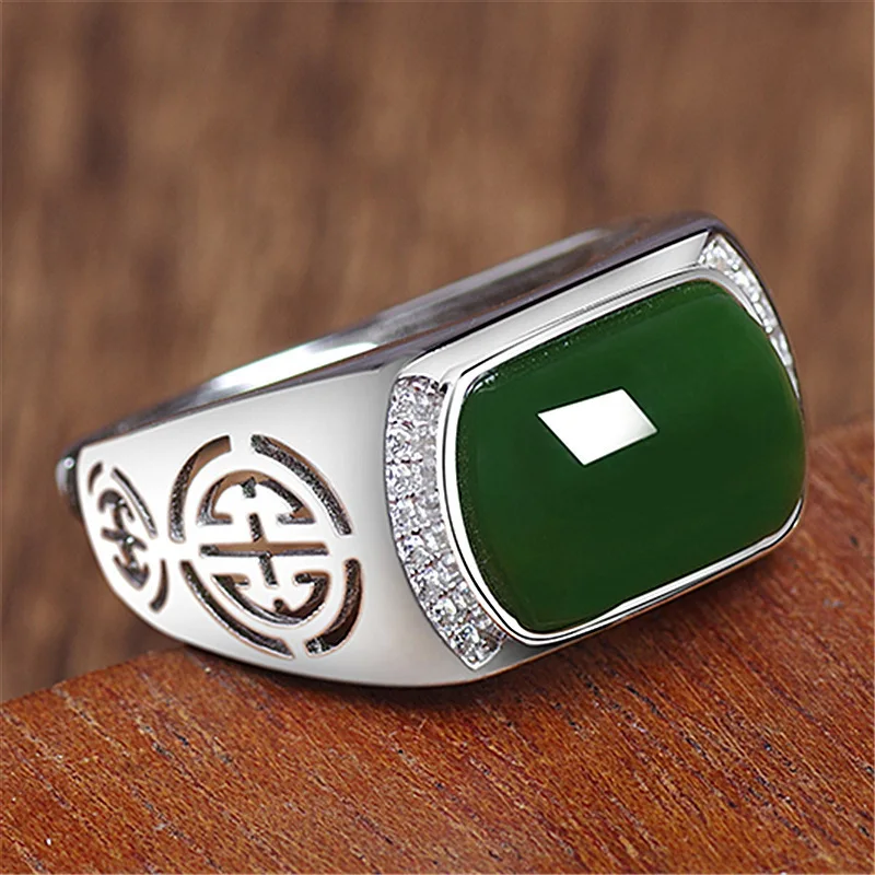 925 sterling silver inlaid with emerald emerald ethnic style pattern ring
925 sterling silver inlaid with emerald emerald ethnic style pattern ring