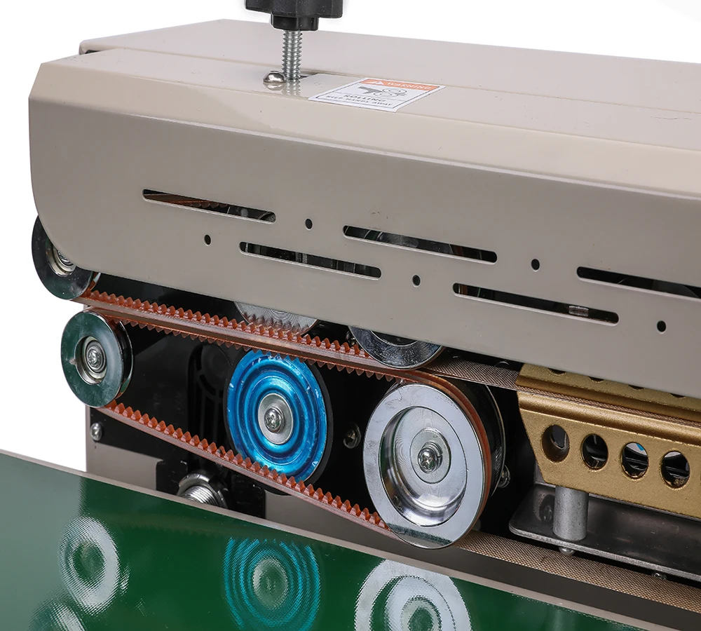 Sumeve Continuous Automatic Horizontal Sealing Machine For Business Production Vacuum Bag Packing Machine 
Sumeve Continuous Automatic Horizontal Sealing Machine For Business Production Vacuum Bag Packing Machine