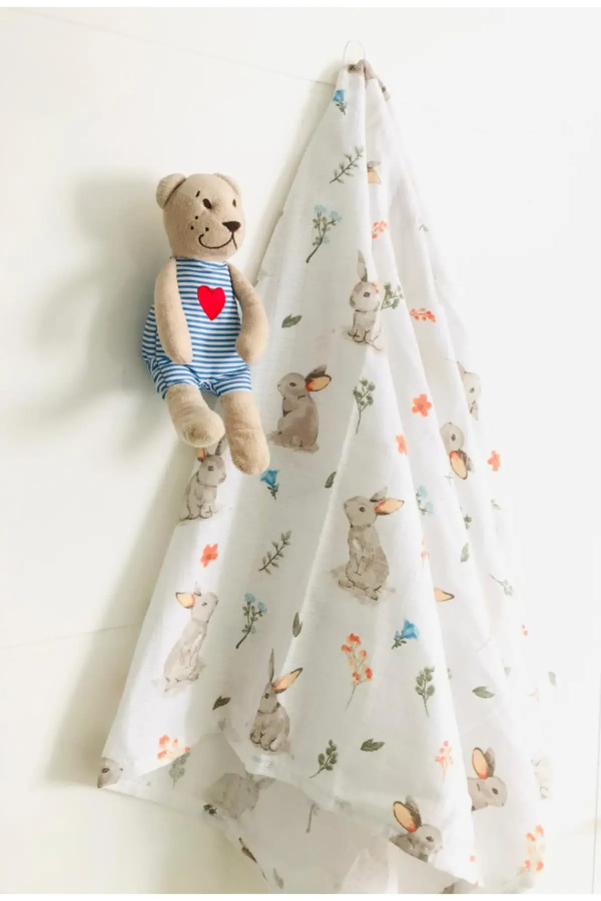 Muslin baby swaddle blanket newborn baby bath towel swaddle blankets for newborns multi designs functions baby wrap 110x110
Muslin baby swaddle blanket newborn baby bath towel swaddle blankets for newborns multi designs functions baby wrap 110x110