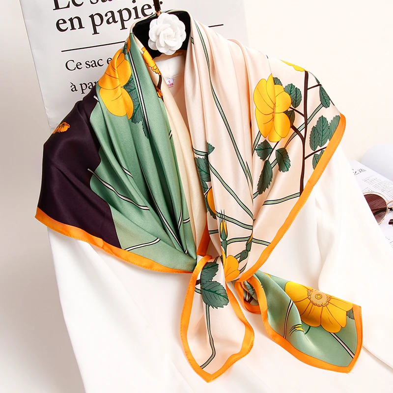 ★Hangzhou silk silk square small squares the joker in the spring and autumn 100% middle-aged mother thin silk scarf
★Hangzhou silk silk square small squares the joker in the spring and autumn 100% middle-aged mother thin silk scarf