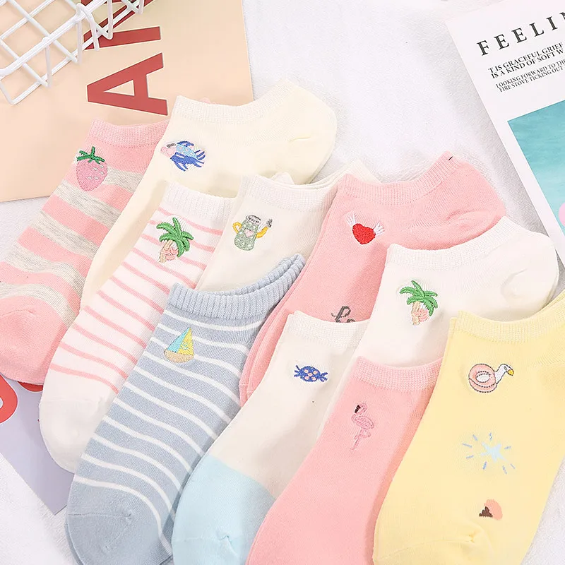 New Summer Socks Female Shallow Mouth Wild Embroidery Cartoon Personality Cute Japanese Student Socks
New Summer Socks Female Shallow Mouth Wild Embroidery Cartoon Personality Cute Japanese Student Socks