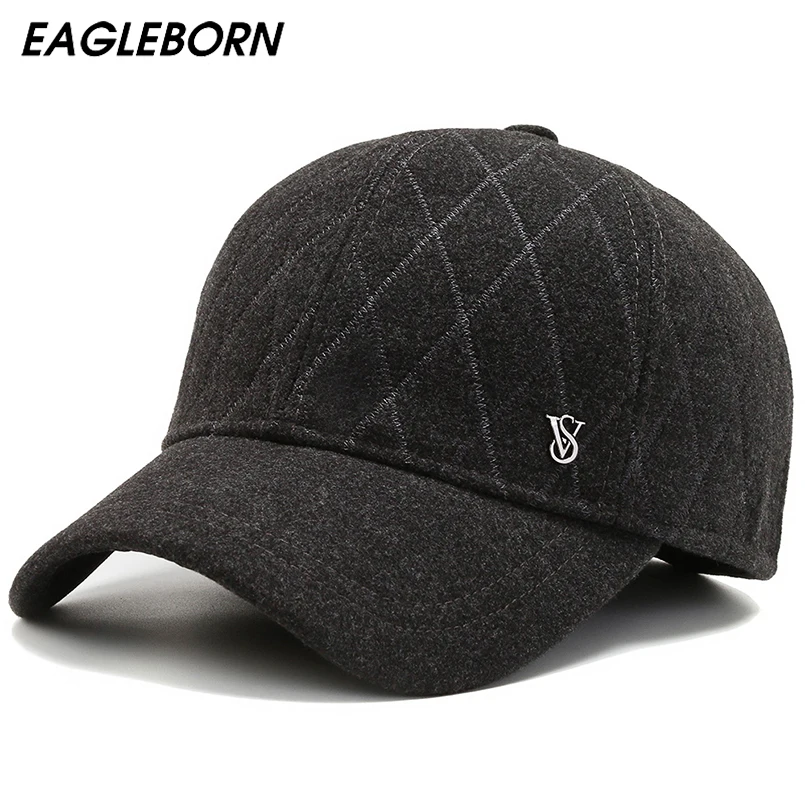 Новая зимняя мужская шапка плюс бархатная утолщенная шапка для папы клетчатая теплая Предотвращающая холодную бейсбольную кепку хлопковая защита ушей Высококачественная Мужская кепка 
Новая зимняя мужская шапка плюс бархатная утолщенная шапка для папы клетчатая теплая Предотвращающая холодную бейсбольную кепку хлопковая защита ушей Высококачественная Мужская кепка