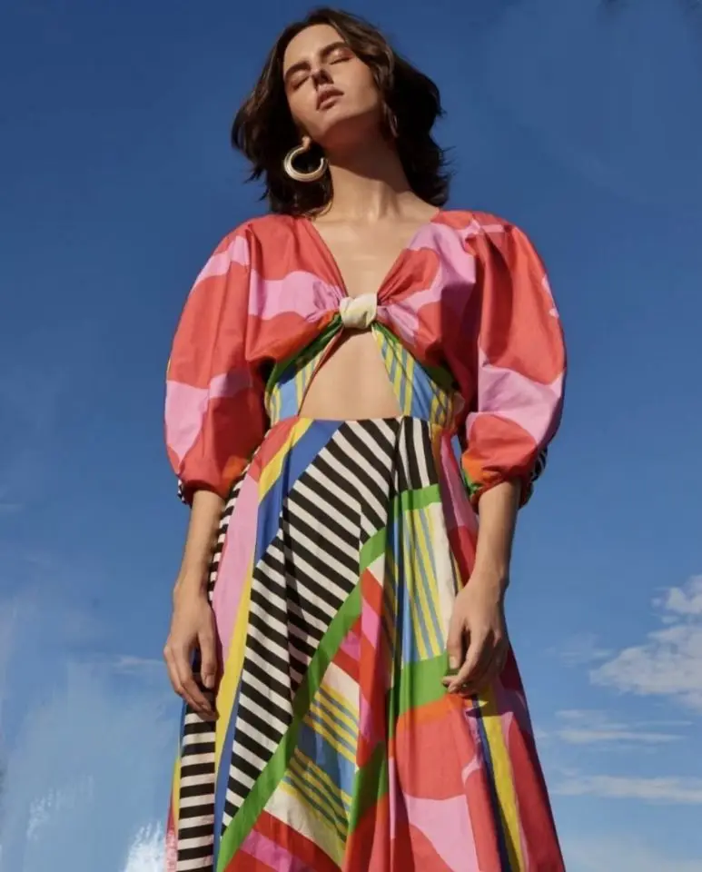 HIGH QUALITY Newest 2021 Summer Fashion Women's Sexy V-Neck Hollow Cut-Out Waist Puff Sleeve Casual Corlorful Print Long Dress
HIGH QUALITY Newest 2021 Summer Fashion Women's Sexy V-Neck Hollow Cut-Out Waist Puff Sleeve Casual Corlorful Print Long Dress