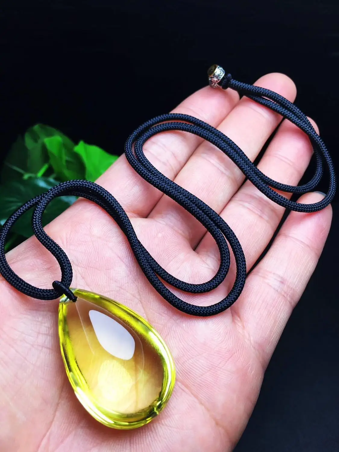 Natural Yellow Citrine Quartz Crystal Pendant Gemstone Women Men Water Drop 38x25x17mm Wealthy Bead Necklace AAAAA
Natural Yellow Citrine Quartz Crystal Pendant Gemstone Women Men Water Drop 38x25x17mm Wealthy Bead Necklace AAAAA