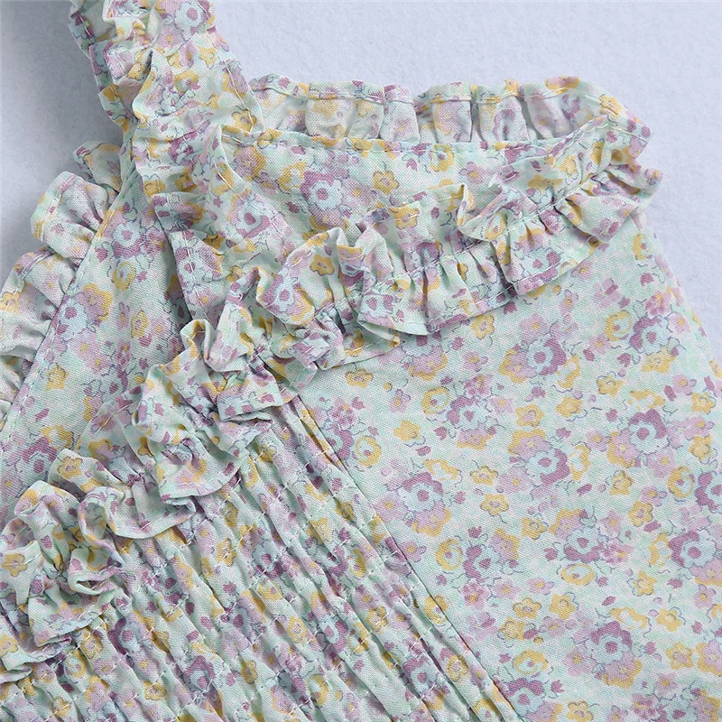 Sweet floral print sleeveless women dress Fashion Flounced edge sexy lady short dress 2021 Summer casual chic female dress
Sweet floral print sleeveless women dress Fashion Flounced edge sexy lady short dress 2021 Summer casual chic female dress