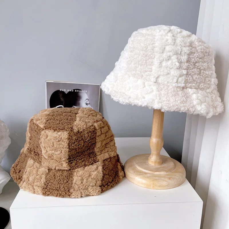 Alpaca spliced imitation rabbit hair bucket hat women autumn and winter fisherman hat color basin hat versatile fashion hat
Alpaca spliced imitation rabbit hair bucket hat women autumn and winter fisherman hat color basin hat versatile fashion hat