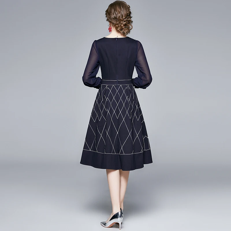 Fall Winter Long Sleeved Dress Elegant Vintage Round Neck Pullover Woman Dresses Blue Color Christmas Party Clothing
Fall Winter Long Sleeved Dress Elegant Vintage Round Neck Pullover Woman Dresses Blue Color Christmas Party Clothing