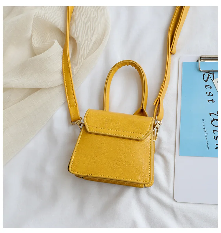 Handbag Ladies Mini New Fashion Messenger Bag Casual PU Shoulder Bag Travel Outdoor Personality Funny Small Bag 2020
Handbag Ladies Mini New Fashion Messenger Bag Casual PU Shoulder Bag Travel Outdoor Personality Funny Small Bag 2020