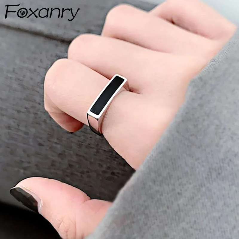 Foxanry INS Fashion Silver Color Adjustable Rings for Women Creative Simple Black Drop Glaze Geometric Party Jewelry Gift
Foxanry INS Fashion Silver Color Adjustable Rings for Women Creative Simple Black Drop Glaze Geometric Party Jewelry Gift