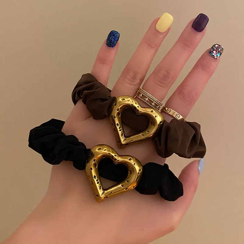 2 Pcs/lot Fashion Kids Mom Elastic Hair Bands Girls Metal Heart Rubber Bands Ponytail Tie Teenager Scrunchies Hair Accessories
2 Pcs/lot Fashion Kids Mom Elastic Hair Bands Girls Metal Heart Rubber Bands Ponytail Tie Teenager Scrunchies Hair Accessories