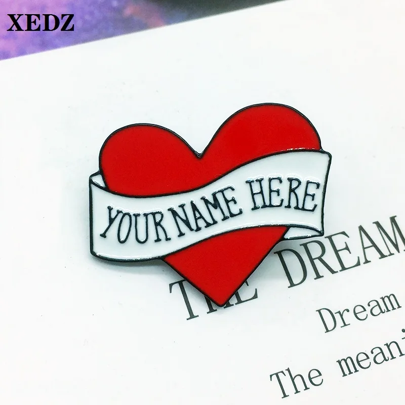 XEDZ romantic red love letter ribbon lover gift YOUR NAME HERE enamel lapel brooch men and women jewelry shirt badge pin gift 
XEDZ romantic red love letter ribbon lover gift YOUR NAME HERE enamel lapel brooch men and women jewelry shirt badge pin gift