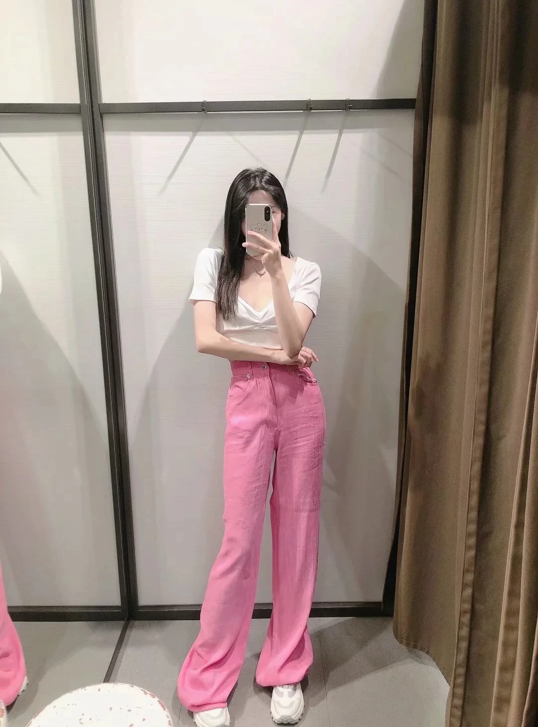 KRSB Summer Women's Pink Loose Zipper Single Button Wide Leg Pants Loose Pocket Straight Pants Elegant Commuter British Style
KRSB Summer Women's Pink Loose Zipper Single Button Wide Leg Pants Loose Pocket Straight Pants Elegant Commuter British Style