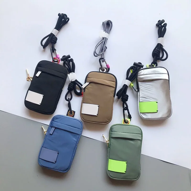 Spanish Style Phone Bag Fashion Handbags Luxury Brand Shoulder Bags for Women Waterproof Nylon Diagonal Pouch Bolsos Para Mujer
Spanish Style Phone Bag Fashion Handbags Luxury Brand Shoulder Bags for Women Waterproof Nylon Diagonal Pouch Bolsos Para Mujer