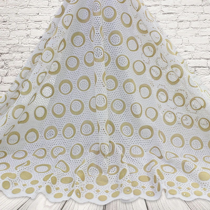 Hot Sell Polished Cotton Swiss Voile In Switzerland Lace Fabric Soft Men Gown Sewing 5Yard Women Dress Heavy African Lace Fabric
Hot Sell Polished Cotton Swiss Voile In Switzerland Lace Fabric Soft Men Gown Sewing 5Yard Women Dress Heavy African Lace Fabric