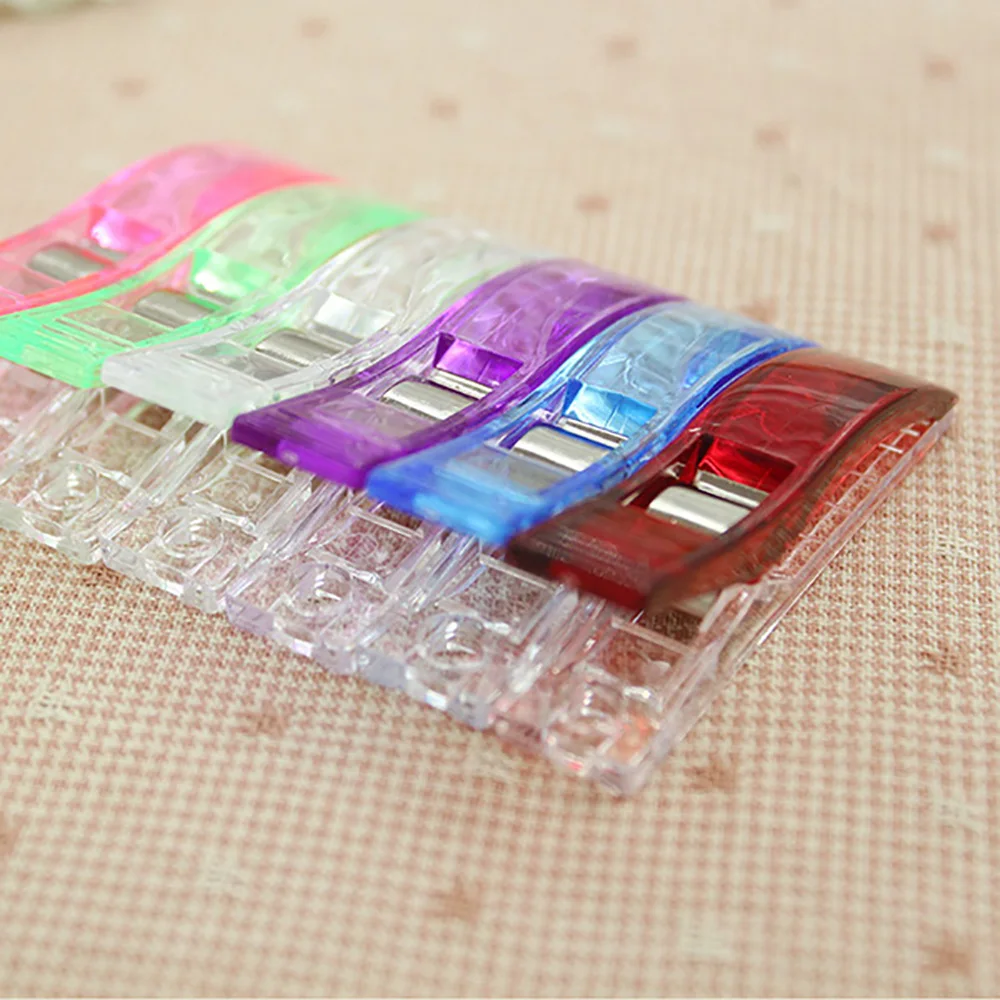 50pcs DIY Patchwork Plastic Clothing Clips Holder For Fabric Quilting Craft Sewing Knitting Garment Clips
50pcs DIY Patchwork Plastic Clothing Clips Holder For Fabric Quilting Craft Sewing Knitting Garment Clips