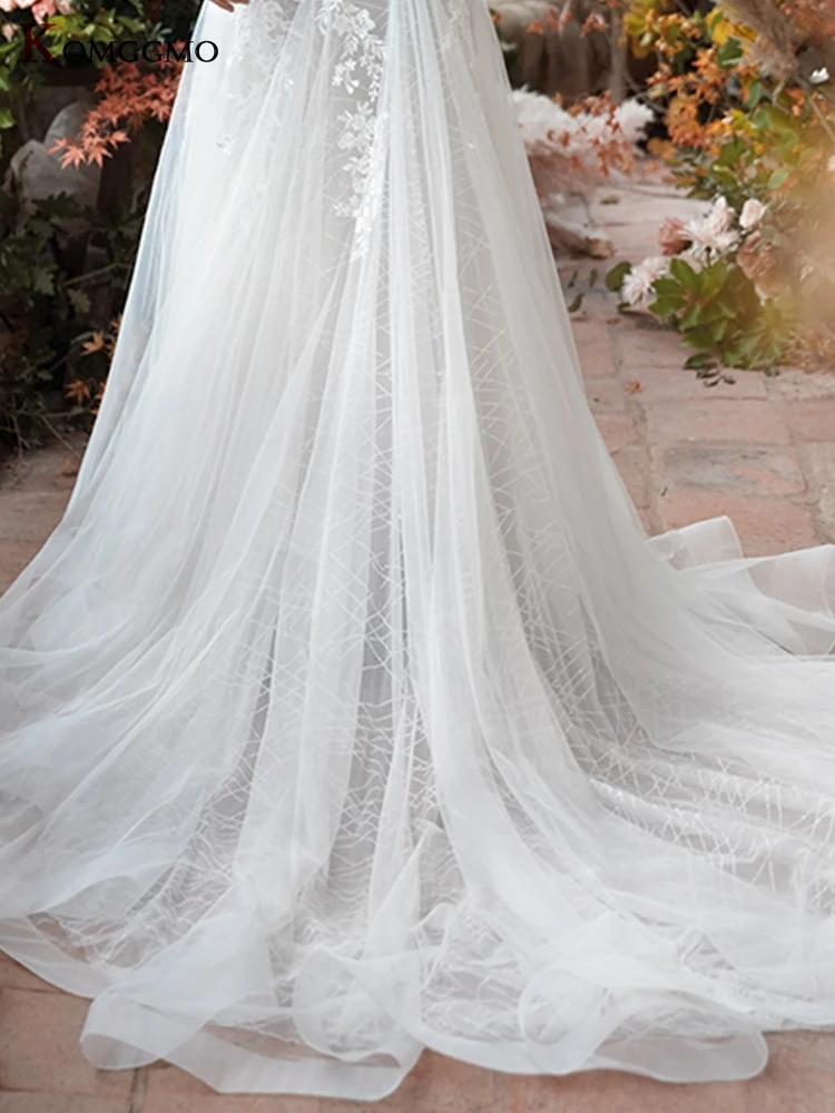 2021 New Arrival Deep V-Neck Chapel Train Button Mermaid Wedding Dress Elegant Sleeveless Embroidery Appliques Tulle Bridal Gown
2021 New Arrival Deep V-Neck Chapel Train Button Mermaid Wedding Dress Elegant Sleeveless Embroidery Appliques Tulle Bridal Gown