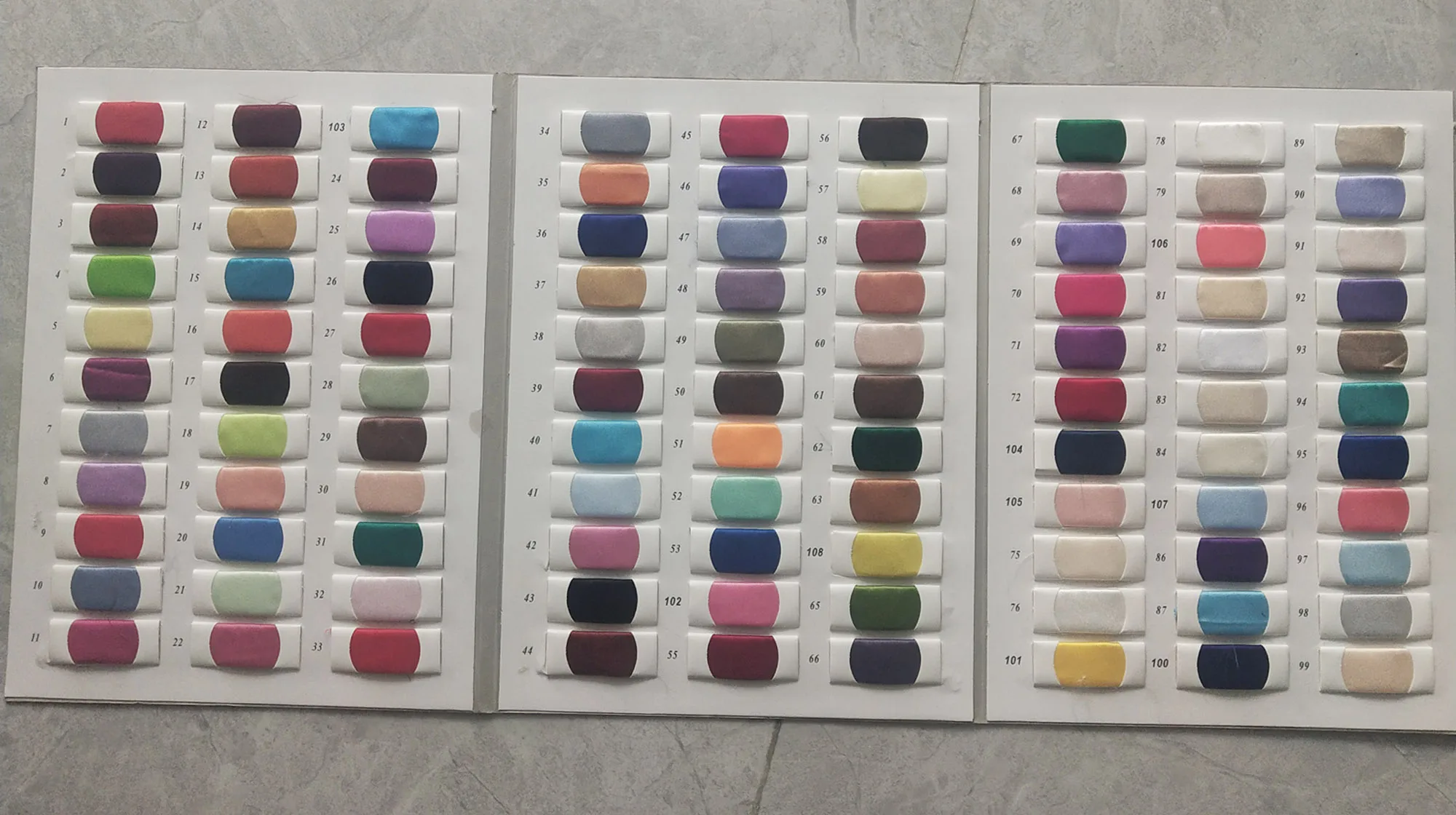 Elegant Yellow Satin Long Mermaid Evening Dresses 2021 Sparkly Sequins Plus Size Pageant Prom Party Gowns Robe De Soiree 
Elegant Yellow Satin Long Mermaid Evening Dresses 2021 Sparkly Sequins Plus Size Pageant Prom Party Gowns Robe De Soiree