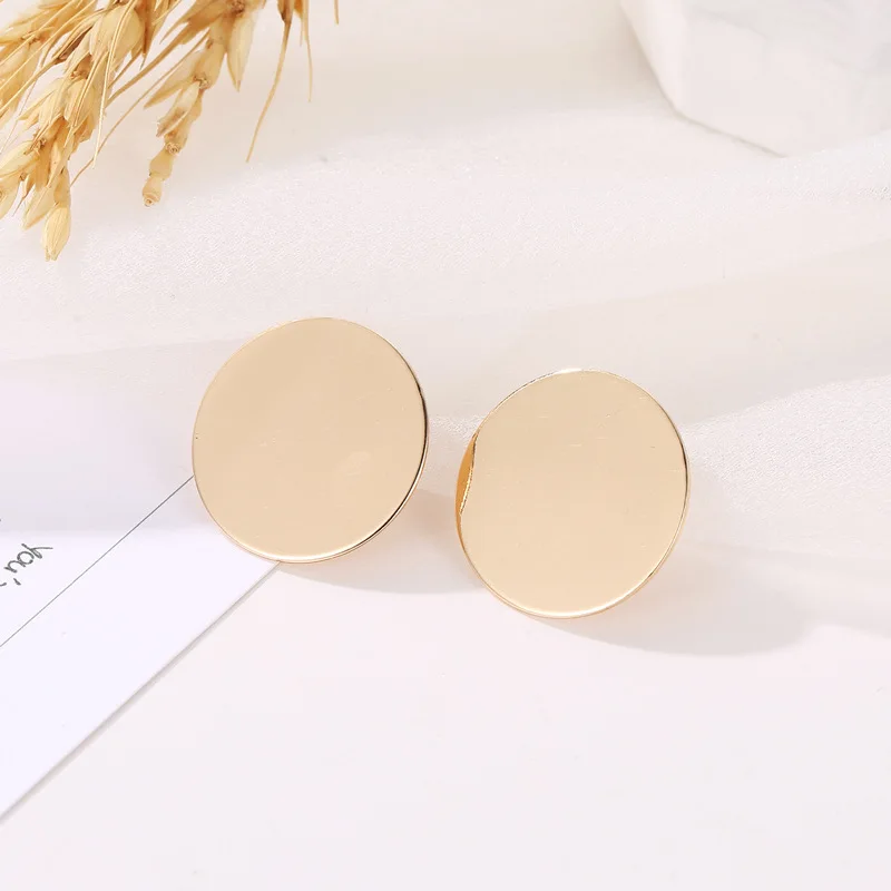 Punk Gothic Round Disc Stud Earrings Women Big Exquisite Handmade Geometric Ear Accessories Summer Jewelry Ear Studs Cool Gift
Punk Gothic Round Disc Stud Earrings Women Big Exquisite Handmade Geometric Ear Accessories Summer Jewelry Ear Studs Cool Gift