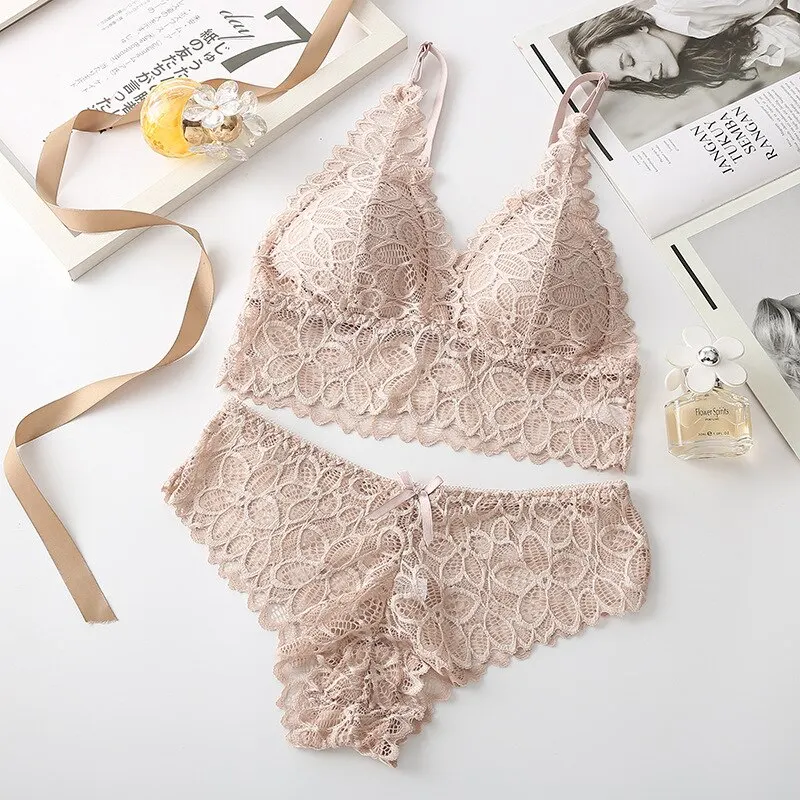 Women Lace Bra Sets Seamless Underwear Backless Vest Sexy Panties Lingerie Padded Bralette Ultrathin Briefs Female Intimates
Women Lace Bra Sets Seamless Underwear Backless Vest Sexy Panties Lingerie Padded Bralette Ultrathin Briefs Female Intimates