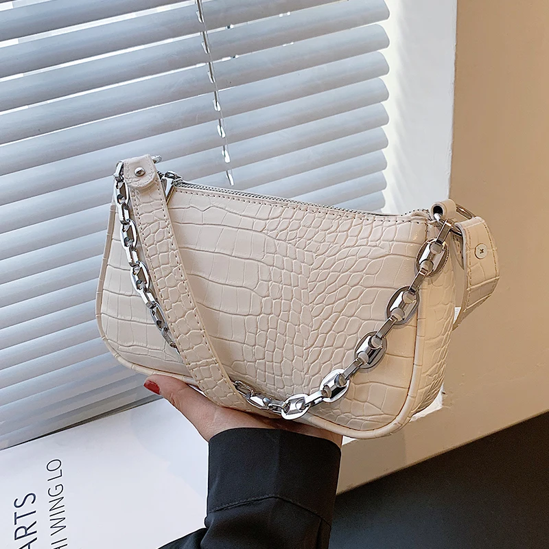 Premium texture handbags 2021 new trendy fashion all-match crocodile pattern hand-carrying one-shoulder diagonal bag
Premium texture handbags 2021 new trendy fashion all-match crocodile pattern hand-carrying one-shoulder diagonal bag