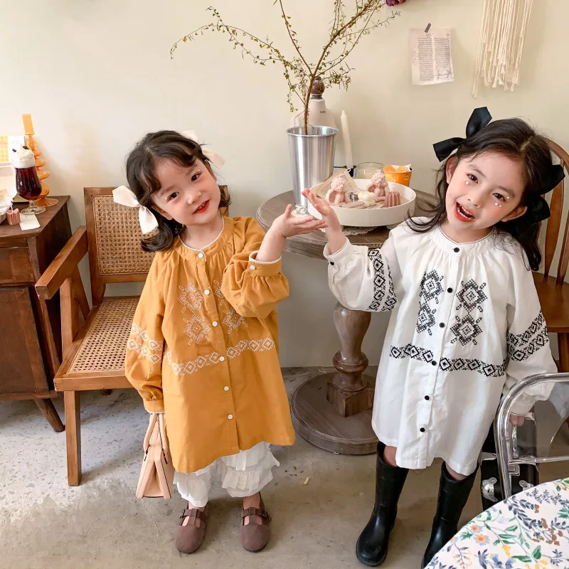 Spring New Arrival Korean style cotton lace embroidered long sleeve loose shirt girl's dress for cool cute baby girls
Spring New Arrival Korean style cotton lace embroidered long sleeve loose shirt girl's dress for cool cute baby girls