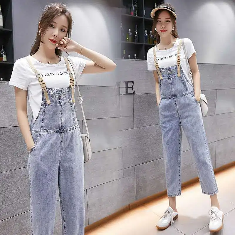 Summer Fashion Jeans Loose Overalls Casual Siamese Trousers Denim Suspender Trousers Women's Braces Ninth Pants Cowboy Jumpsuit
Summer Fashion Jeans Loose Overalls Casual Siamese Trousers Denim Suspender Trousers Women's Braces Ninth Pants Cowboy Jumpsuit