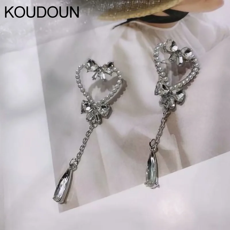 KOUDOUN Super Fairy Long Stud Earrings Female Fashion Five-pointed Star Earrings Trendy Simple Earrings Full of Diamond Earrings
KOUDOUN Super Fairy Long Stud Earrings Female Fashion Five-pointed Star Earrings Trendy Simple Earrings Full of Diamond Earrings