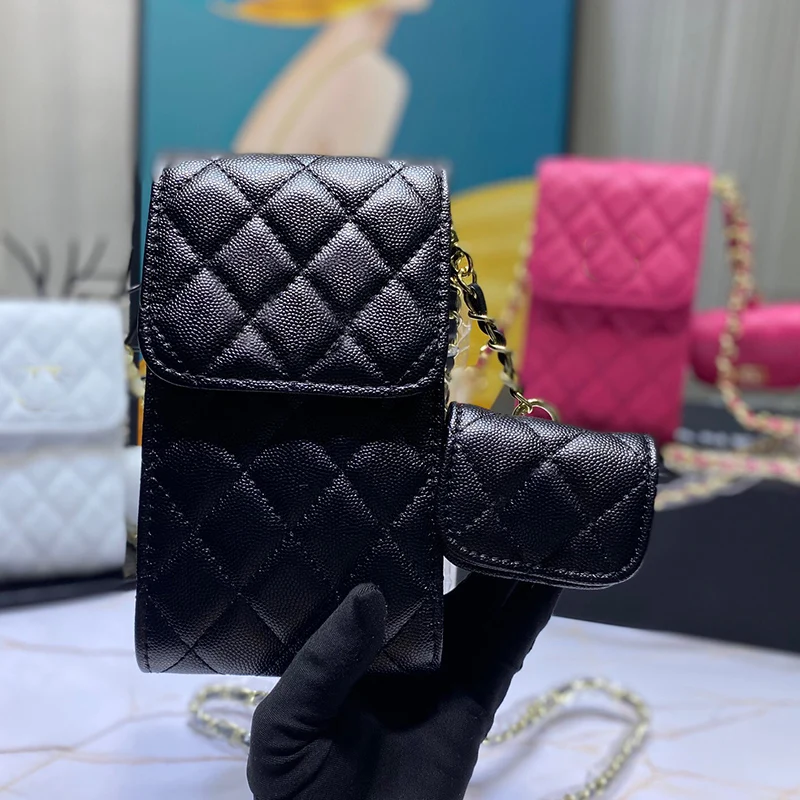 Retro rhomboid multifunctional leather mother and child bag ladies new mobile phone bag fashion diagonal shoulder bag design
Retro rhomboid multifunctional leather mother and child bag ladies new mobile phone bag fashion diagonal shoulder bag design
