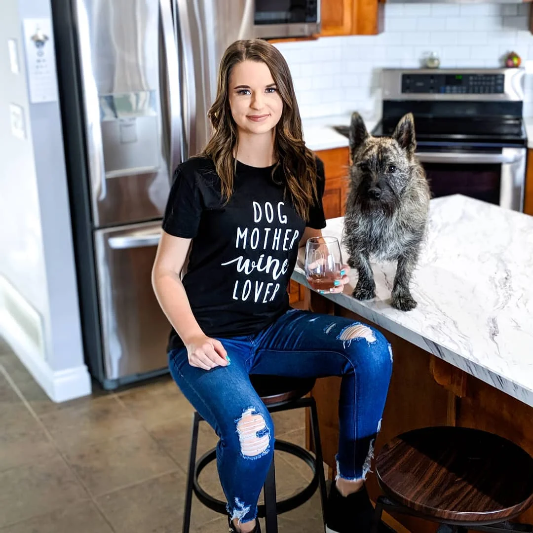 Футболки женские с рисунком Dog Mother Wine Lover, летние футболки с коротким рукавом, кавайные женские футболки
Футболки женские с рисунком Dog Mother Wine Lover, летние футболки с коротким рукавом, кавайные женские футболки