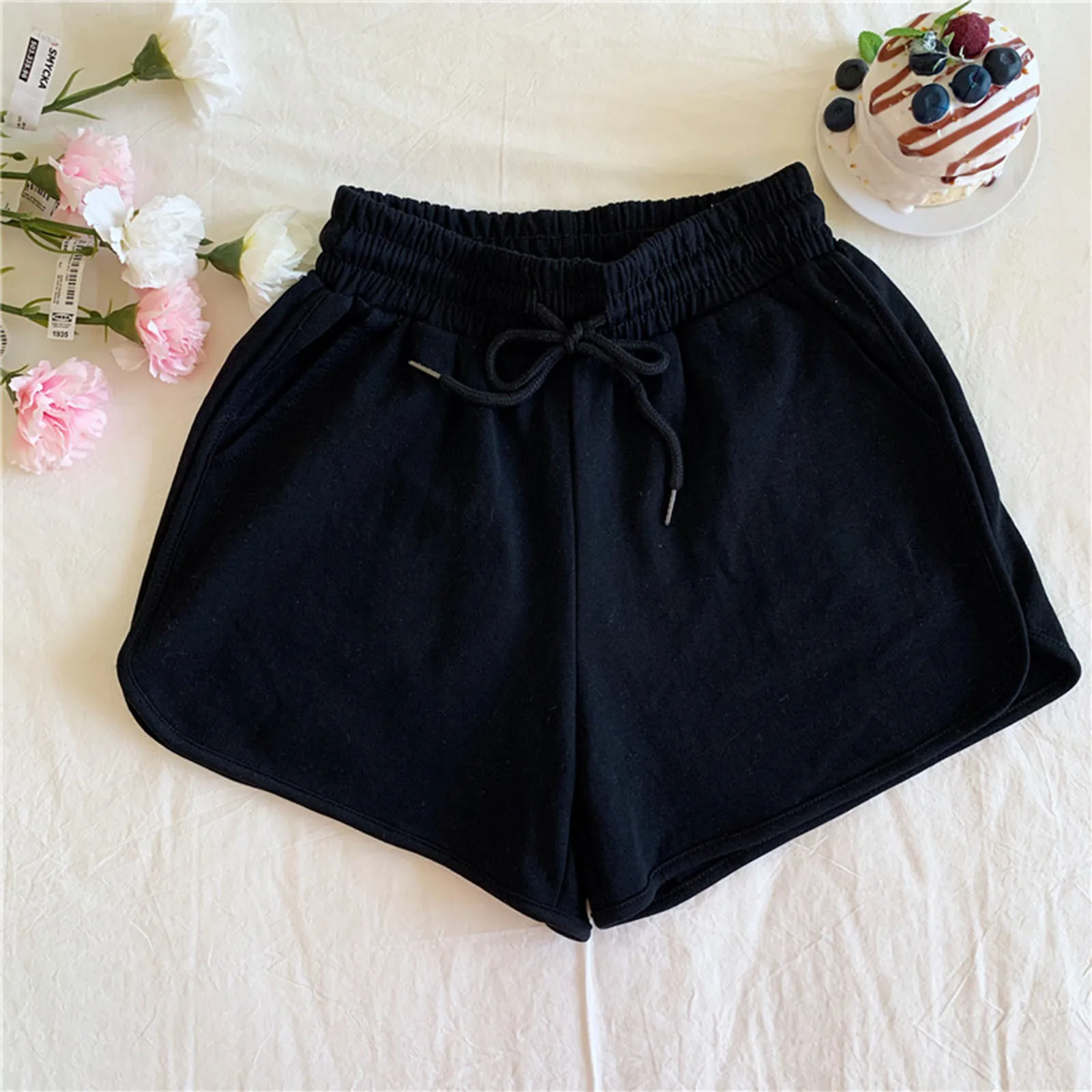 Summer Plus Size Ladies Shorts Fashion Solid Color Comfortable Drawstring Lace Elastic Belt Pocket Casual Shorts Pants
Summer Plus Size Ladies Shorts Fashion Solid Color Comfortable Drawstring Lace Elastic Belt Pocket Casual Shorts Pants