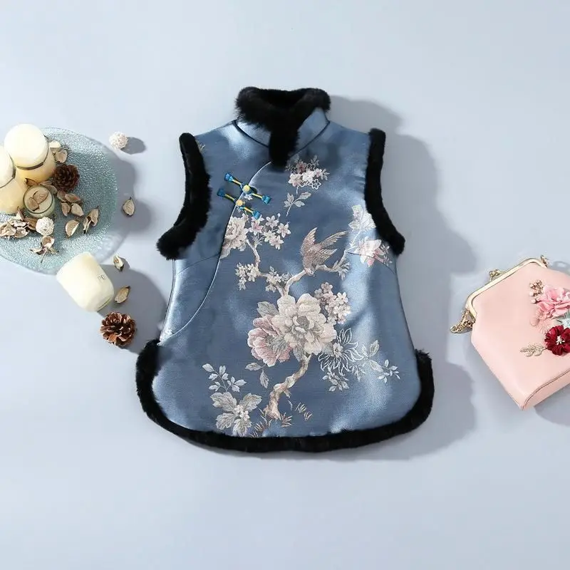 New Warm Vest Tang Suit Embroidery Hanfu Printed Suit Cheongsam Cottonpadded Jacket Chinese Style Ladies Thick Retro Waistcoat
New Warm Vest Tang Suit Embroidery Hanfu Printed Suit Cheongsam Cottonpadded Jacket Chinese Style Ladies Thick Retro Waistcoat