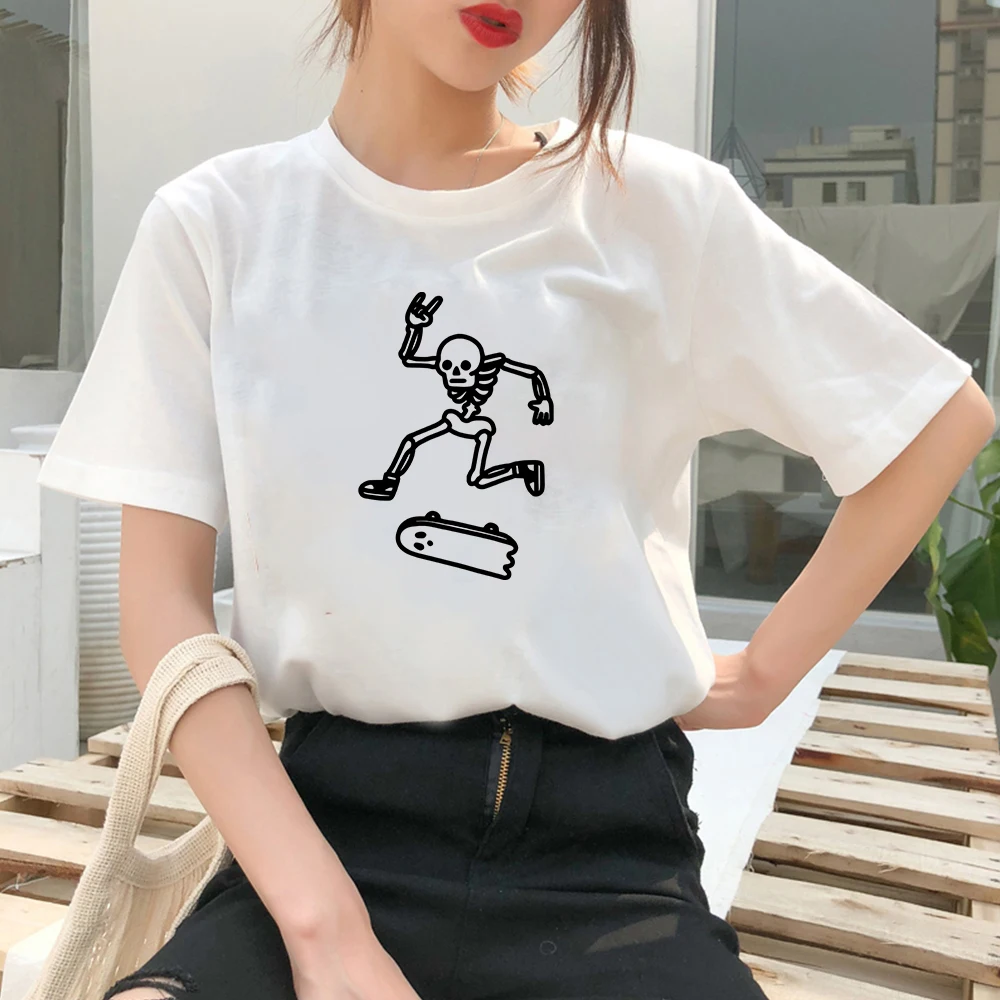 2021 New T Shirt Grim Reaper Drift Printed Short Sleeve Aesthetic Exquisite Harajcku Loose Oversize Women T-shirt Trendy
2021 New T Shirt Grim Reaper Drift Printed Short Sleeve Aesthetic Exquisite Harajcku Loose Oversize Women T-shirt Trendy