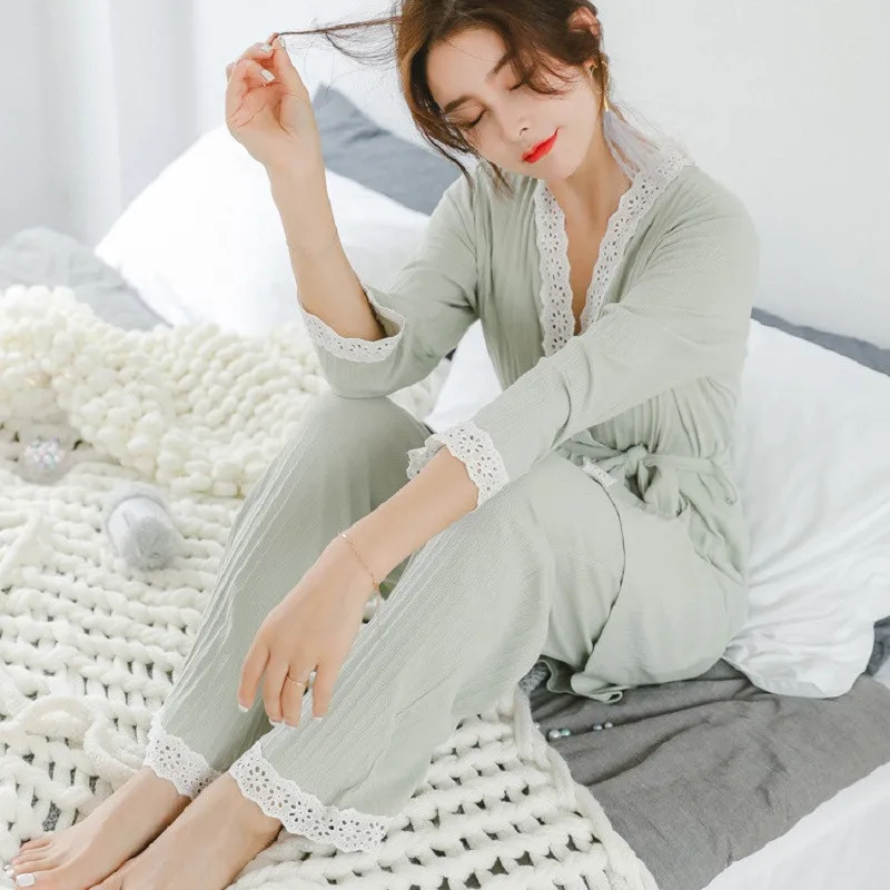 3Pcs Sexy Women's Pajamas Cotton Lace Pajamas Set Full Sleeve Home Clothes Pyjamas Femme Nightie Sleepwear Winter Nightgown Set
3Pcs Sexy Women's Pajamas Cotton Lace Pajamas Set Full Sleeve Home Clothes Pyjamas Femme Nightie Sleepwear Winter Nightgown Set