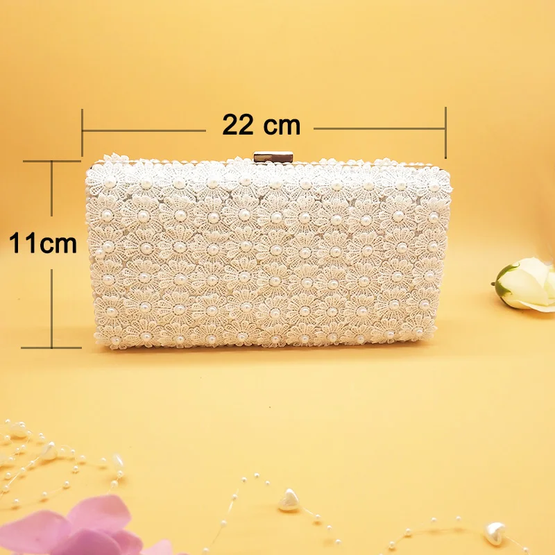 White Lace Flower wedding shoes with matching bags High heels Pointed Toe Ankle Strap Ladies Party dress shoe and bag set
White Lace Flower wedding shoes with matching bags High heels Pointed Toe Ankle Strap Ladies Party dress shoe and bag set