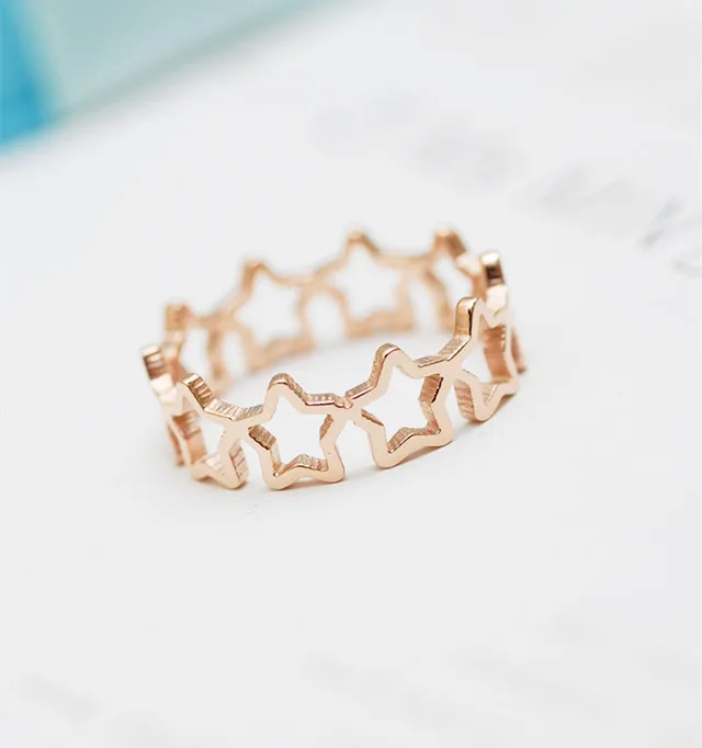 YUN RUO 316 Titanium Steel Jewelry Hollow Out Star Ring Weeding Anniversary Rose Gold Fashion Woman Birthday Gift Never Fade
YUN RUO 316 Titanium Steel Jewelry Hollow Out Star Ring Weeding Anniversary Rose Gold Fashion Woman Birthday Gift Never Fade