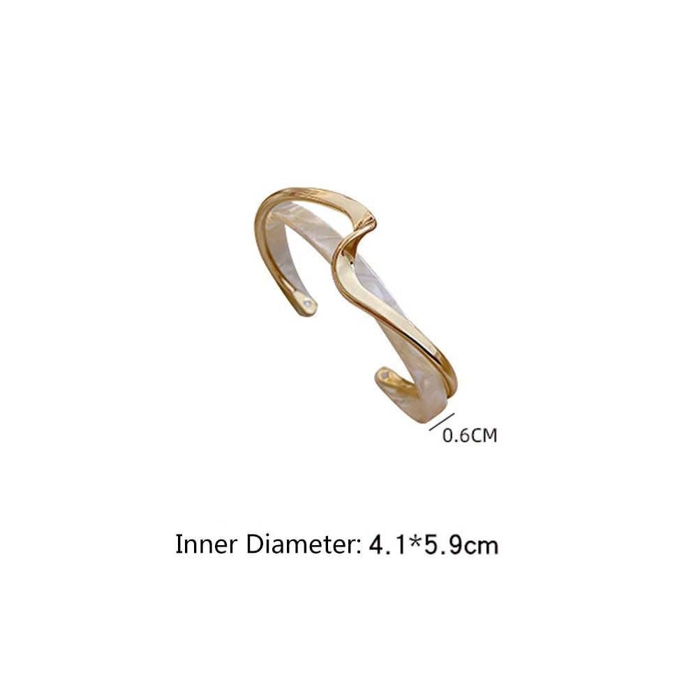 2021 Simple New White Shellfish Board Bend Metal Geometric Overlap Acetic Resin Open Bangle For Women Girls Jewellery
2021 Simple New White Shellfish Board Bend Metal Geometric Overlap Acetic Resin Open Bangle For Women Girls Jewellery