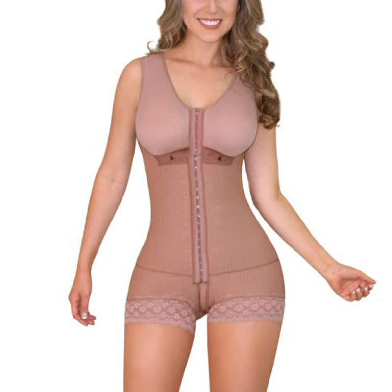 Women's Ladies pink double-breasted shapewear with bra with zipper Ladies one-piece with lace edges
Women's Ladies pink double-breasted shapewear with bra with zipper Ladies one-piece with lace edges