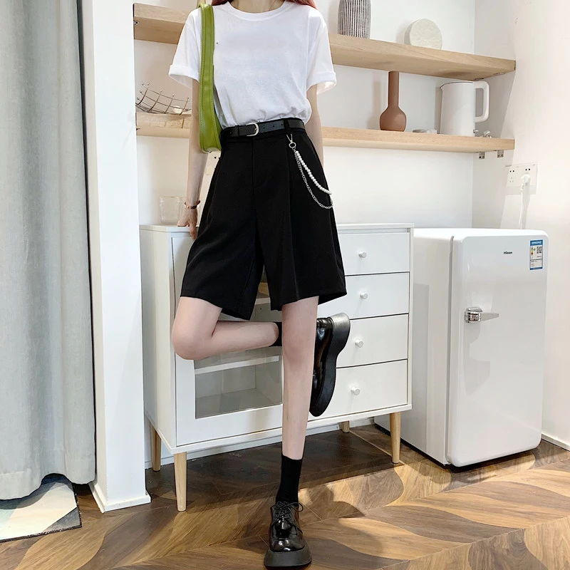 YTX1673 Women's summer thin section 2021 new loose casual pants high waist thin a-line suit shorts
YTX1673 Women's summer thin section 2021 new loose casual pants high waist thin a-line suit shorts