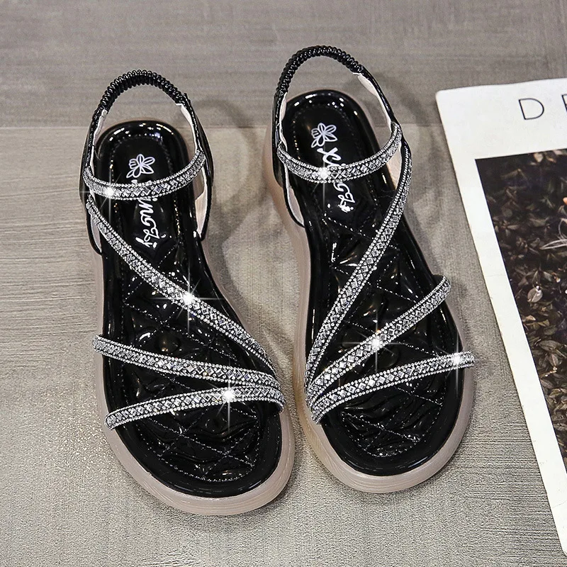 Woman Summer Sandals Bling Crystal Flats Platform Beach Shoes Female Flip Flops Sandals Fashion Slip on Casual Slippers
Woman Summer Sandals Bling Crystal Flats Platform Beach Shoes Female Flip Flops Sandals Fashion Slip on Casual Slippers